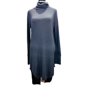 Go Couture Turtleneck Tunic Sweater Hi Lo Hem Black Large